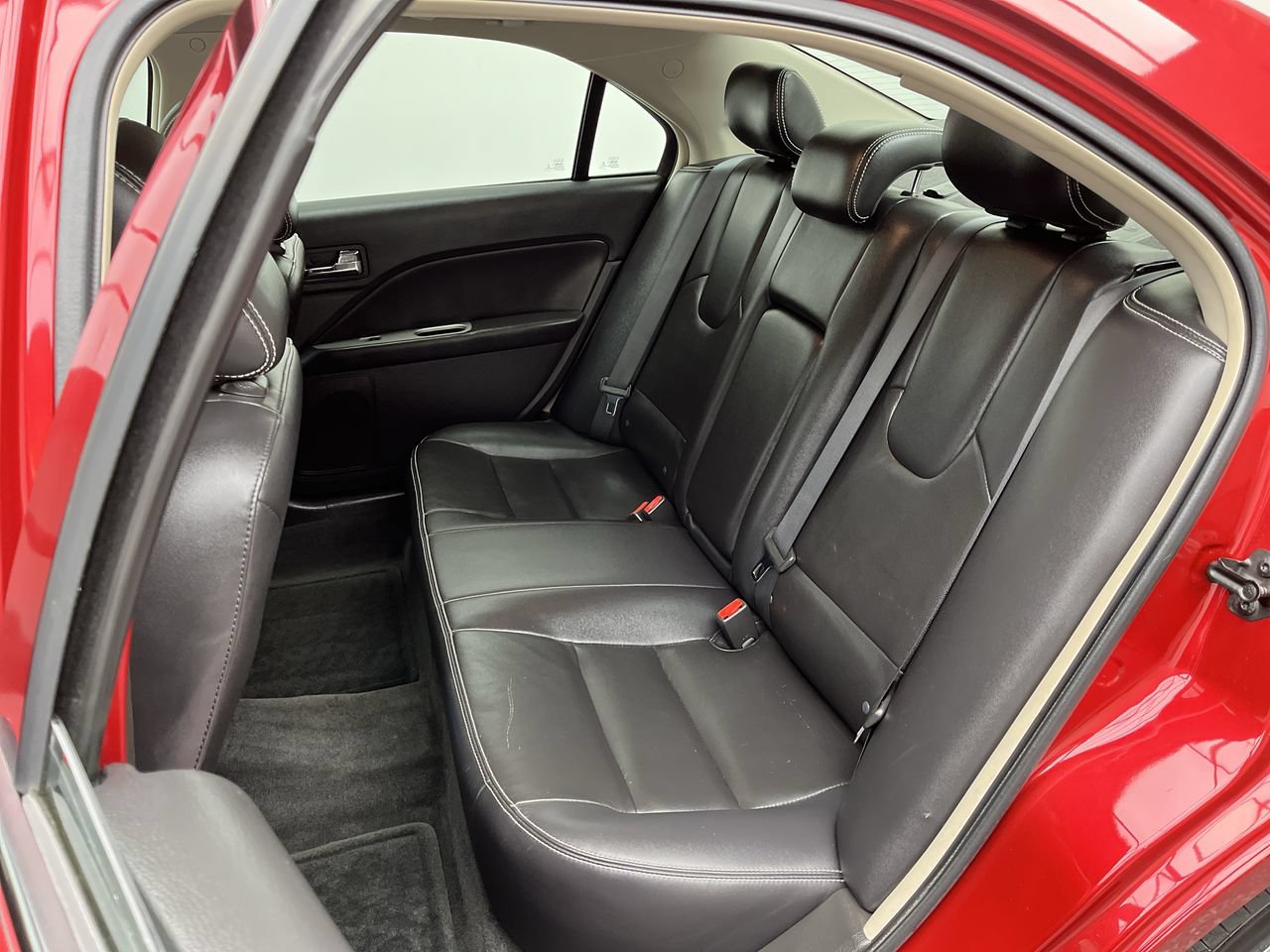 Used 2012 Ford Fusion SEL FWD image 12