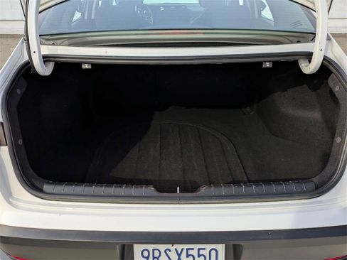 Used 2025 Kia K4 LXS image 26