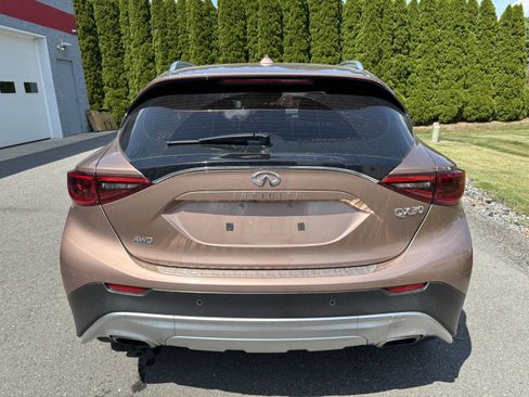 Used 2019 INFINITI QX30 AWD w/ Proassist Package image 4