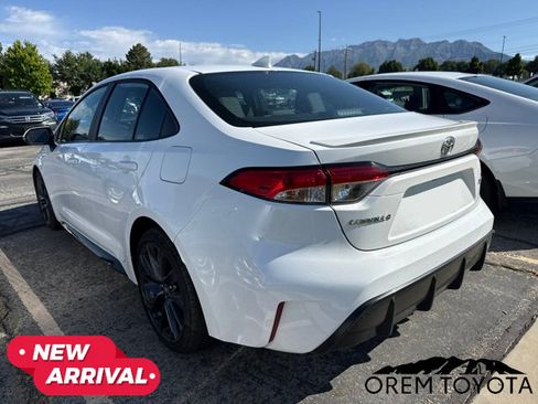Used 2025 Toyota Corolla SE FWD image 8