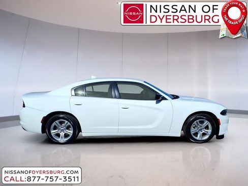 Used 2023 Dodge Charger SXT image 2