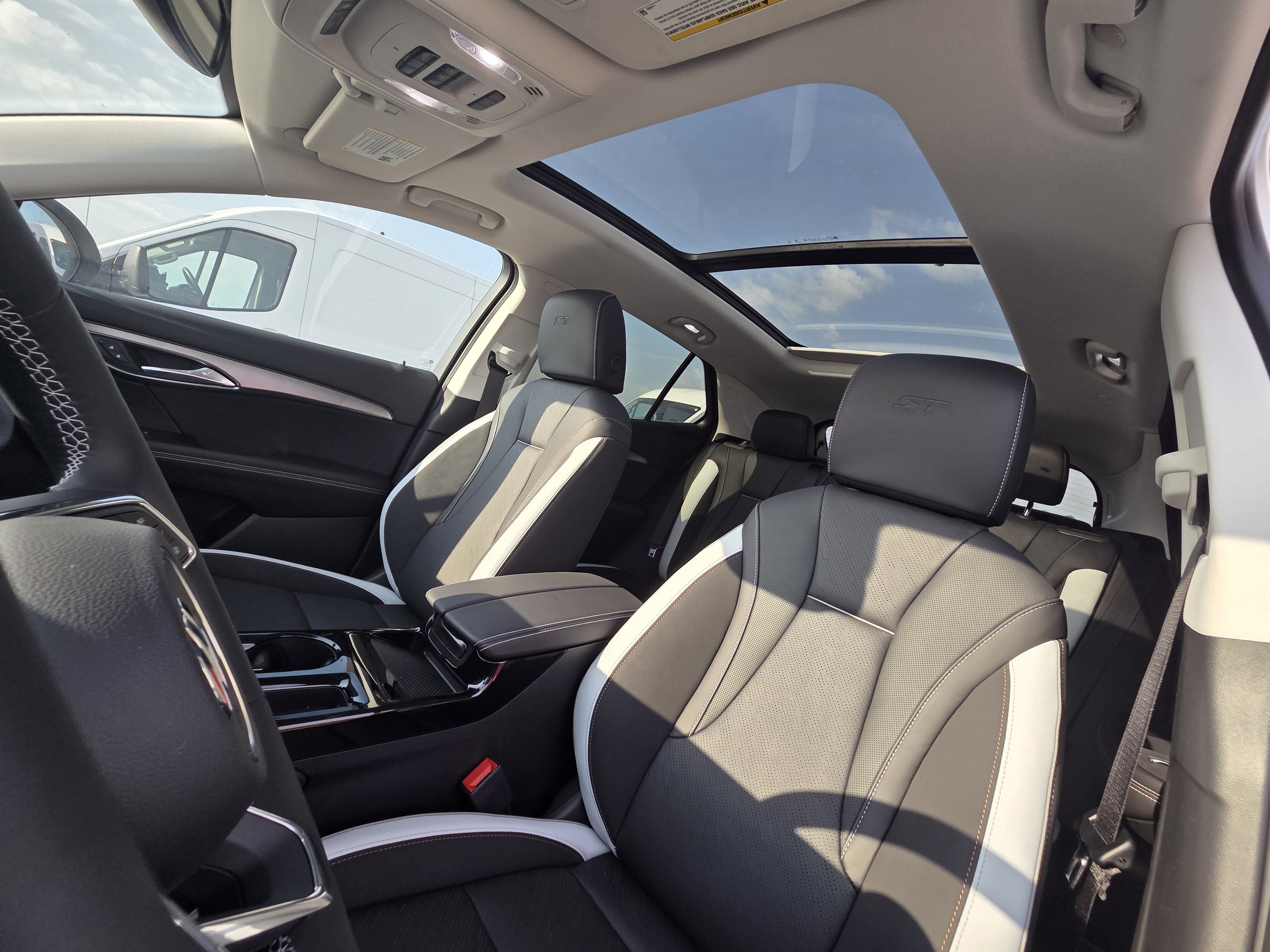 New 2026 Buick Envision Sport Touring AWD/4WD image 21