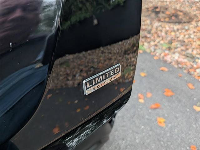 Used 2022 Mitsubishi Eclipse Cross LE FWD image 17