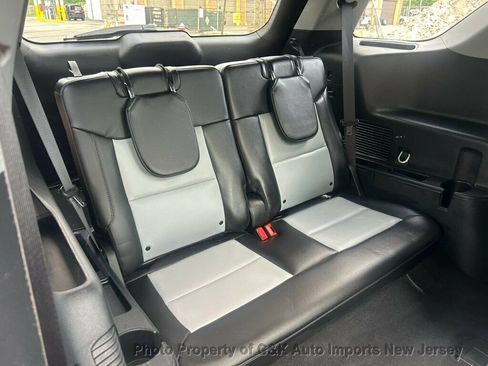 Used 2023 Ford Explorer XLT w/ Equipment Group 202A AWD/4WD image 38