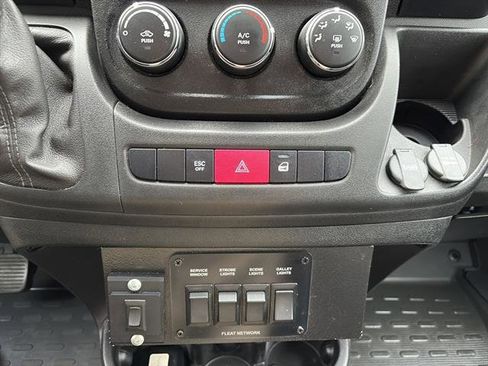 Used 2019 RAM ProMaster 3500 w/ Interior Convenience Group image 19