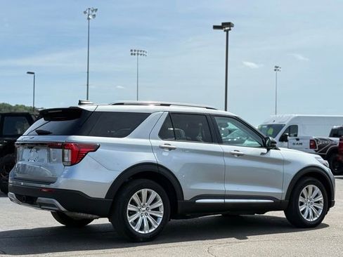 Used 2025 Ford Explorer Platinum w/ LUX Leather Package AWD/4WD image 43