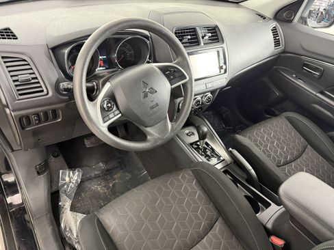 Used 2024 Mitsubishi Outlander Sport ES image 15