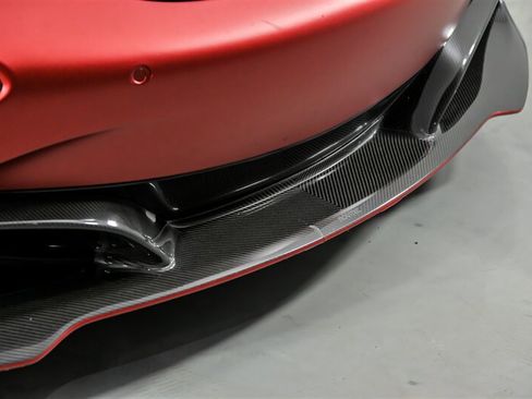 Used 2018 McLaren 720S RWD image 5