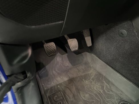 Used 2020 Jeep Wrangler Sport image 17