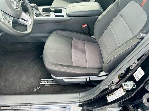 Used 2025 Nissan Sentra SR image 21