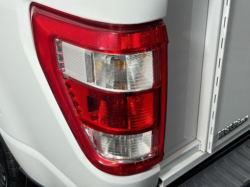 Used 2022 Ford F150 XL RWD image 32