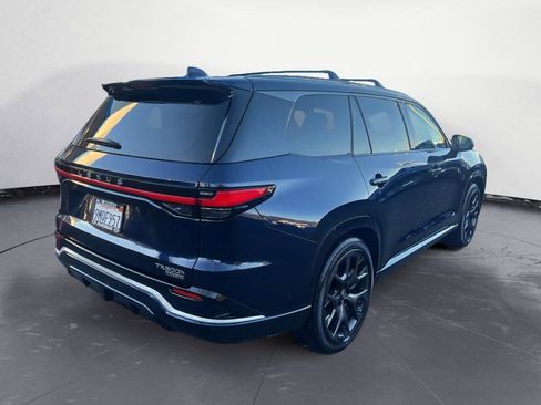 Used 2024 Lexus TX 500h AWD image 3