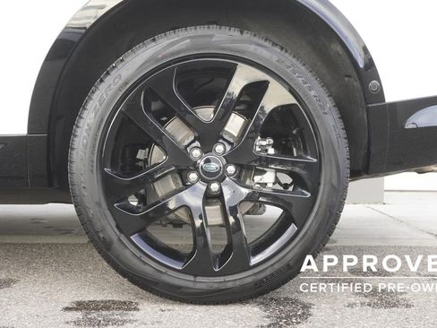 Used 2025 Land Rover Discovery Sport Dynamic SE image 33