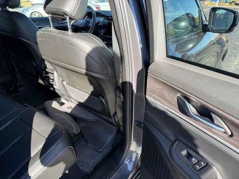 New 2025 Jeep Grand Cherokee Limited image 12