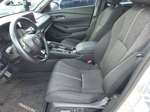 Used 2024 Honda Accord Sport image 7