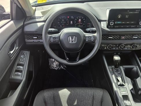 Certified 2025 Honda Accord SE image 12