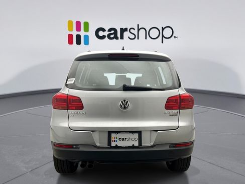Used 2018 Volkswagen Tiguan Limited w/ Premium Package AWD/4WD image 4