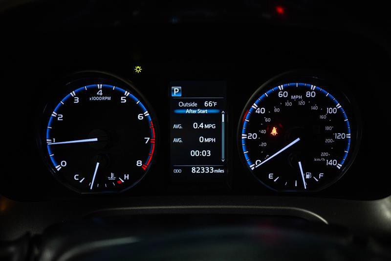 Used 2018 Toyota RAV4 LE w/ All Weather Liner Package FWD image 16