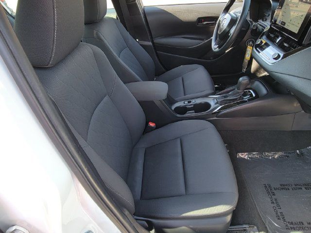 Used 2025 Toyota Corolla LE FWD image 17