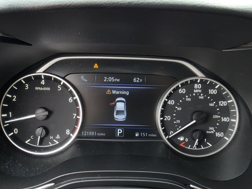 Used 2017 Nissan Maxima Platinum FWD image 33