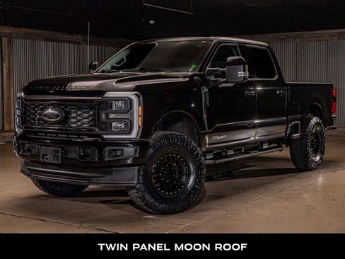 Used 2023 Ford F250 Lariat w/ Lariat Ultimate Package AWD/4WD image 5