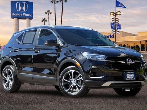 Used 2022 Buick Encore GX Select FWD image 2