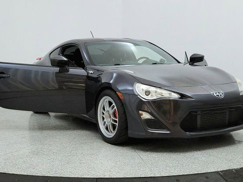 Used 2014 Scion FR-S image 12
