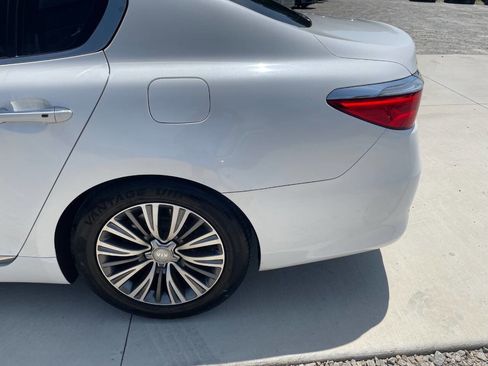 Used 2016 Kia K900 Luxury RWD image 16