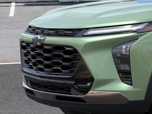 New 2026 Chevrolet Trax ACTIV w/ Driver Confidence Package FWD image 13