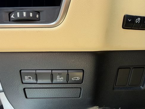 Used 2021 Lexus NX 300h AWD w/ Accessory Package 2 image 15