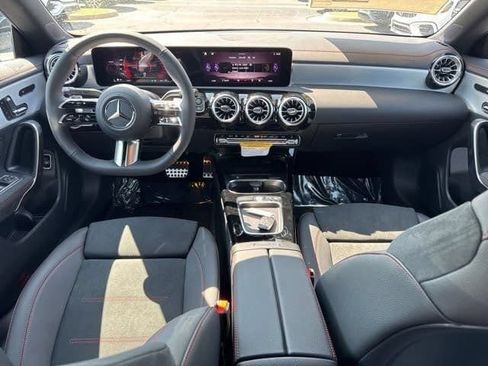 New 2026 Mercedes-Benz CLA 250 4MATIC image 7
