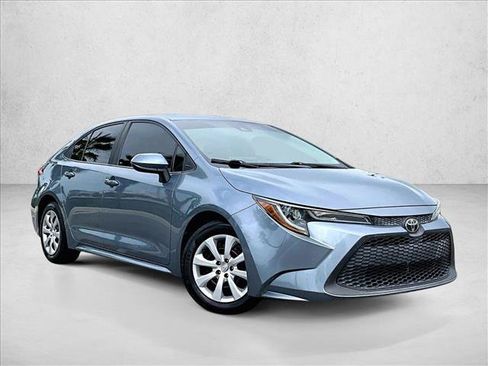 Used 2020 Toyota Corolla LE FWD image 12