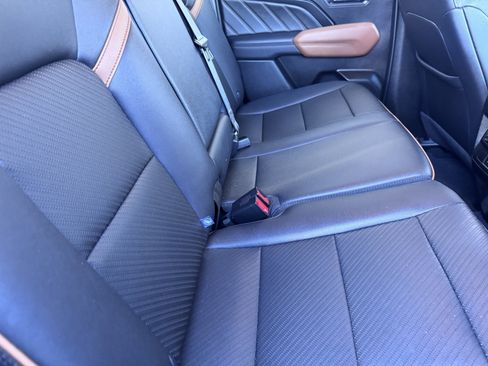 Used 2024 GMC Canyon AT4 image 14