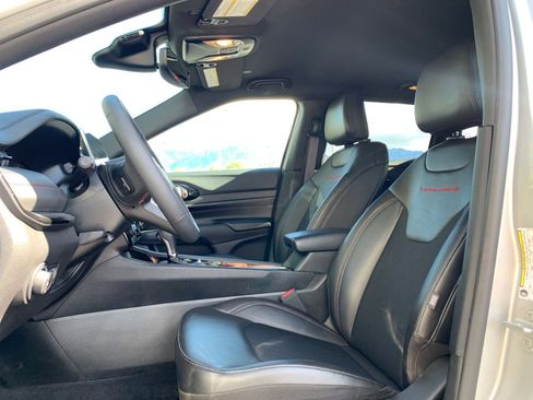 Used 2025 Jeep Compass Trailhawk w/ Trailer Tow Group image 25