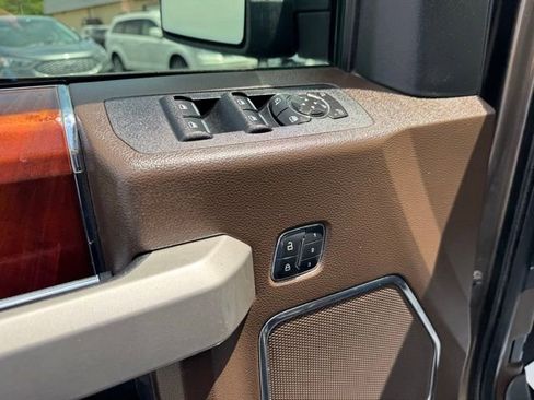 Used 2016 Ford F150 King Ranch w/ Equipment Group 601A Luxury AWD/4WD image 22