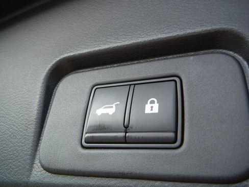 Used 2021 Nissan Rogue SL AWD/4WD image 14