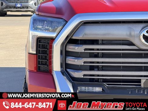 Used 2026 Toyota Tundra Limited w/ Power Package image 5