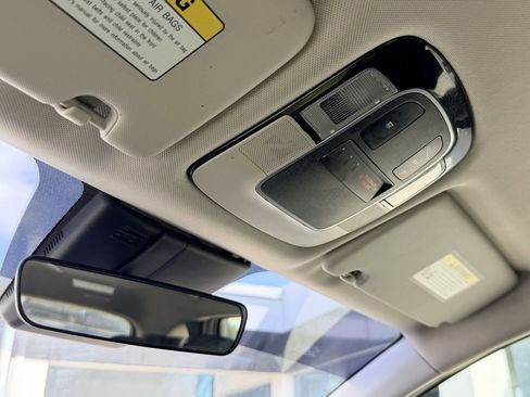 Used 2024 Hyundai Tucson SE image 33