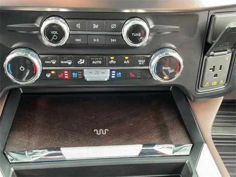 Used 2024 Ford F250 King Ranch w/ FX4 Off-Road Package image 24