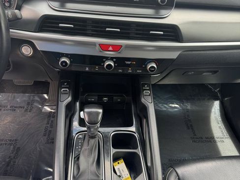 Used 2020 Kia Telluride S AWD/4WD image 35