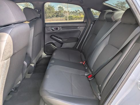 Used 2024 Honda Civic Sport image 14