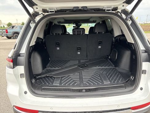 Used 2022 Jeep Grand Cherokee Limited AWD/4WD image 8