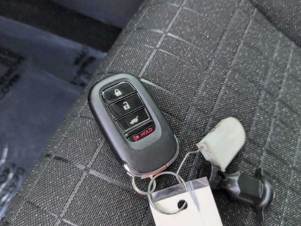 Used 2024 Honda HR-V LX image 32
