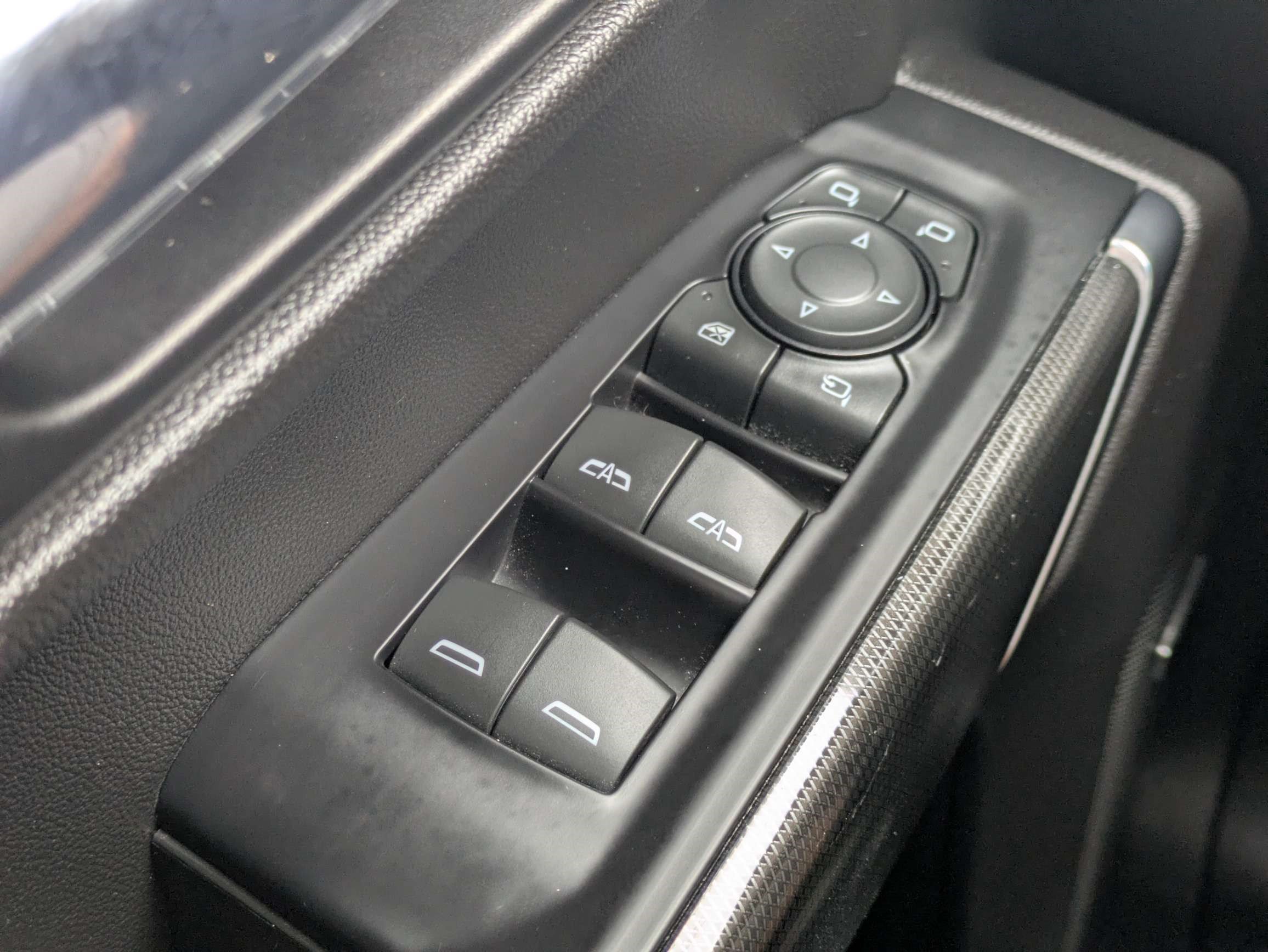Used 2020 GMC Sierra 1500 AT4 w/ AT4 Premium Package AWD/4WD image 23