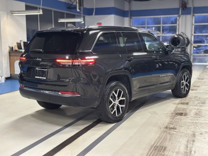 Used 2023 Jeep Grand Cherokee Limited