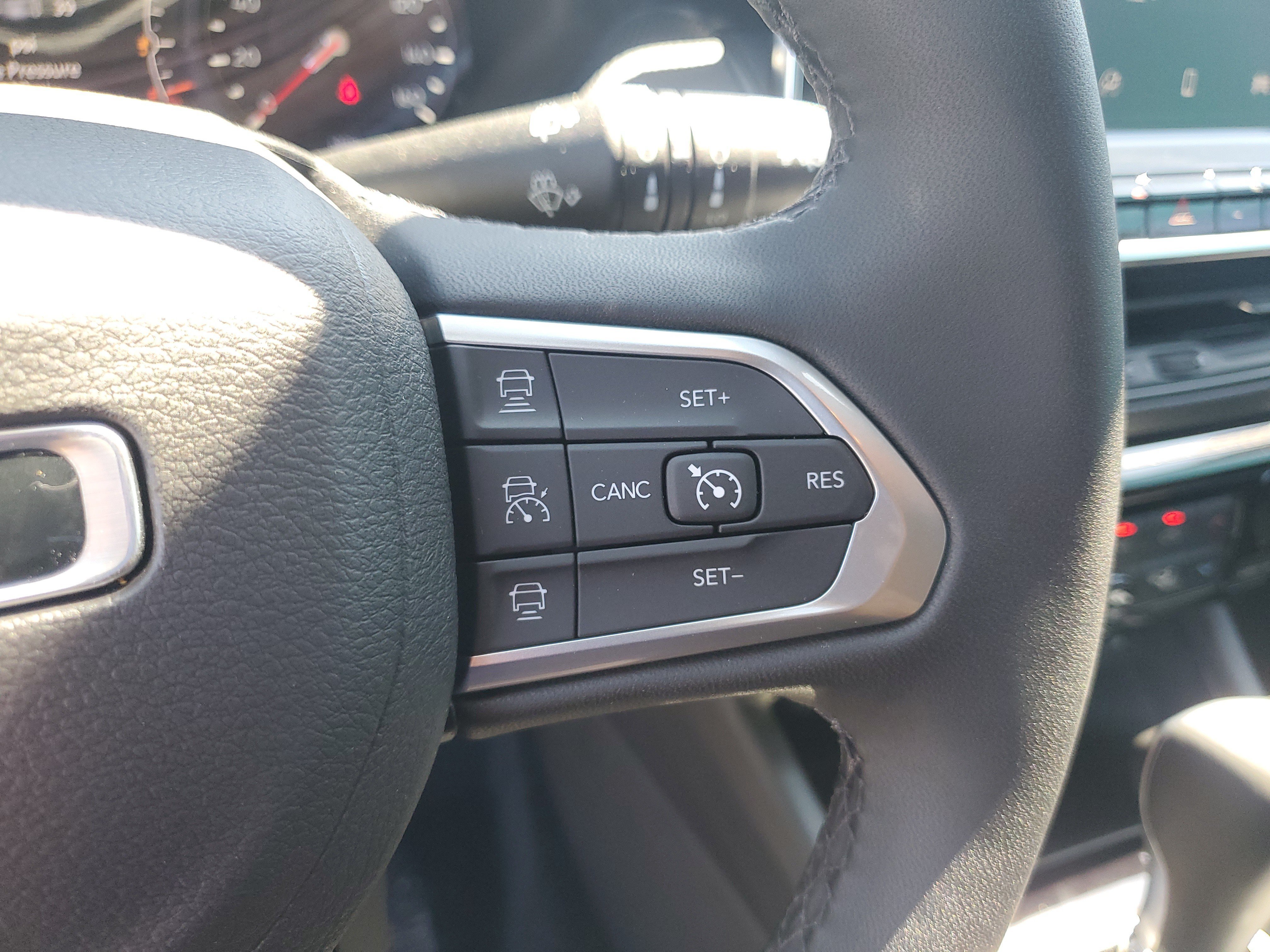 New 2026 Jeep Compass Limited AWD/4WD image 17