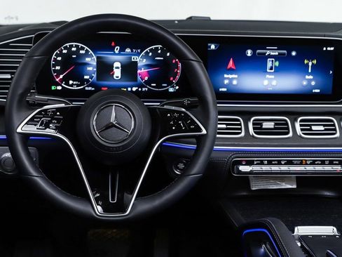 New 2026 Mercedes-Benz GLE 450 4MATIC Coupe image 13