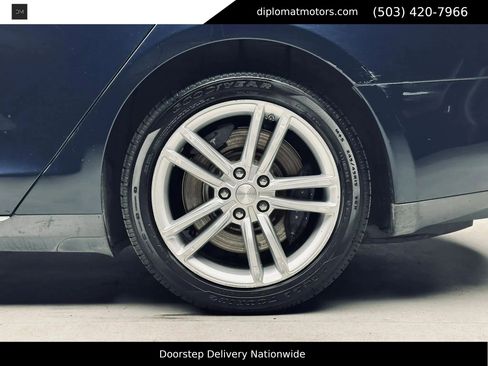 Used 2013 Tesla Model S Performance RWD image 26