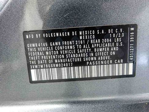 Used 2024 Volkswagen Jetta SE FWD image 32