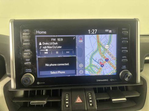 Used 2019 Toyota RAV4 Limited image 16